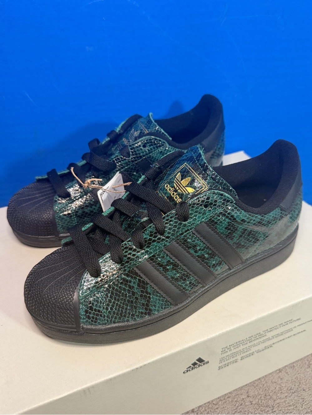 Adidas superstar 2 snakeskin
Brand new